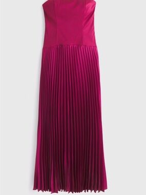 Abercrombie and Fitch Giselle maxi in Berry